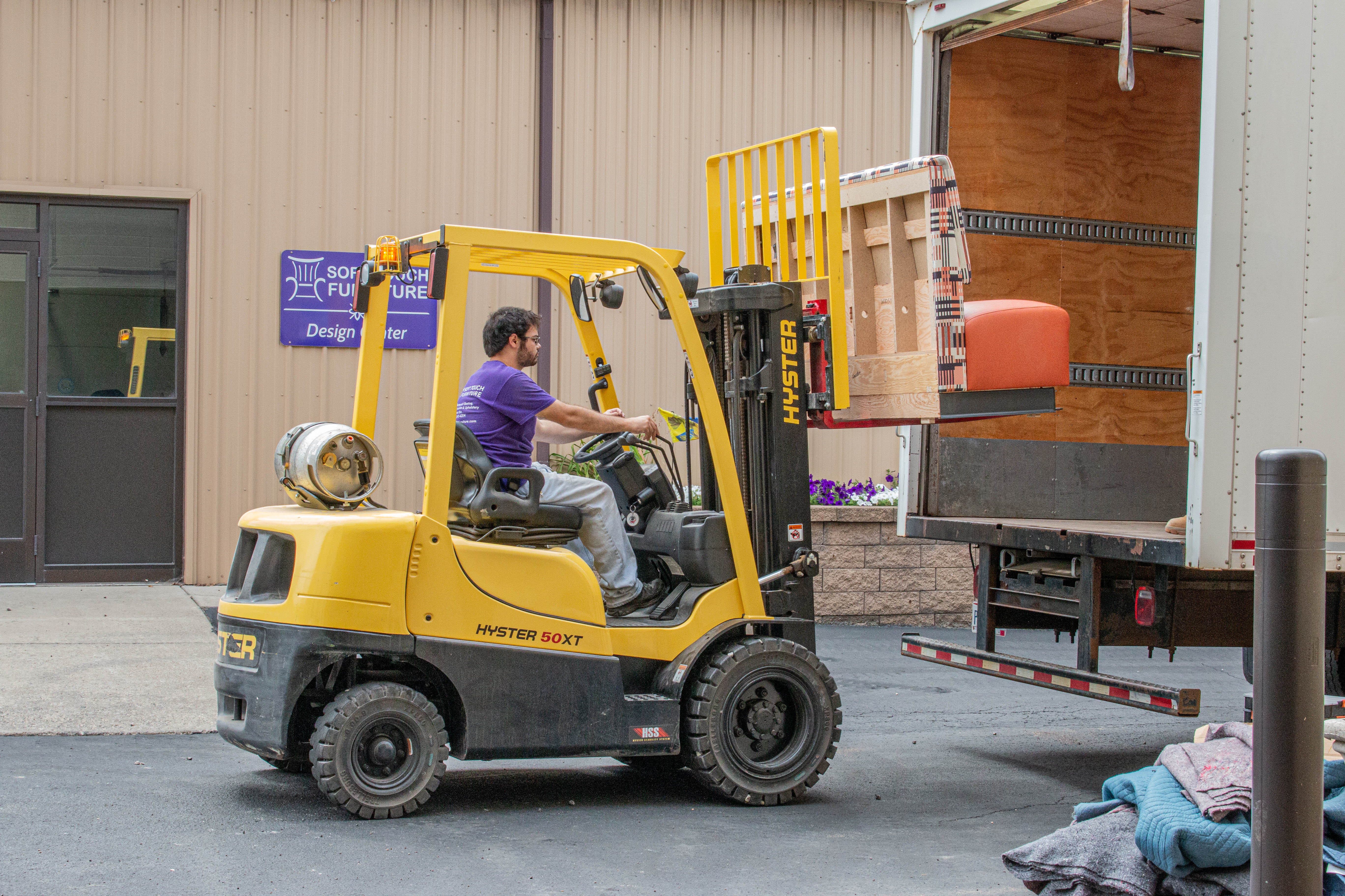 How Full-Service Hospitality Furniture Manufacturing Saves Time & Money