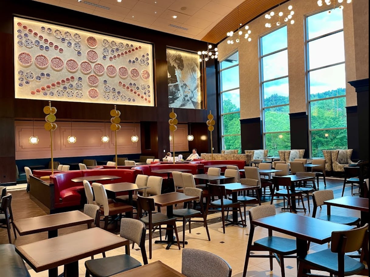 10 Modern Booth Designs Restaurants Are Loving!